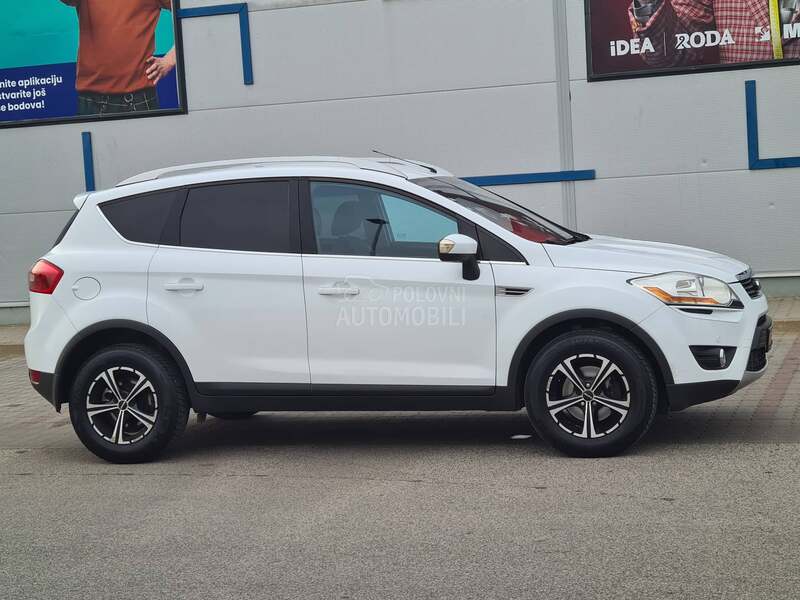 Ford Kuga 2.0tdci 4x4 TITANIUM