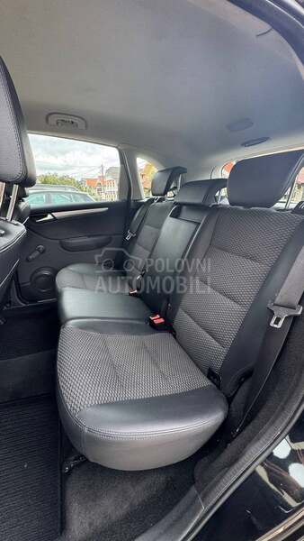 Mercedes Benz B 180 A.U.T.O.M.A.T