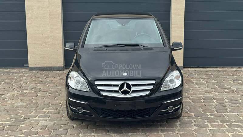 Mercedes Benz B 180 A.U.T.O.M.A.T