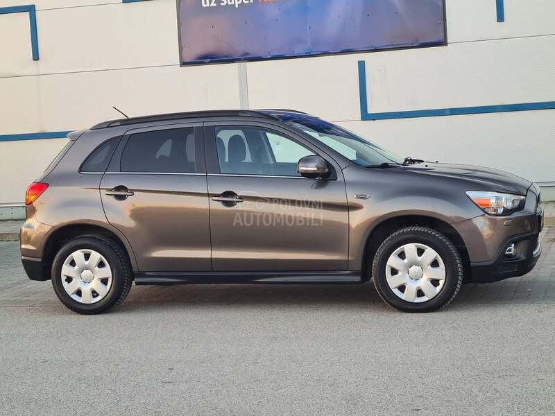 Mitsubishi ASX 1.8DI-D 4x4 PAANORAM