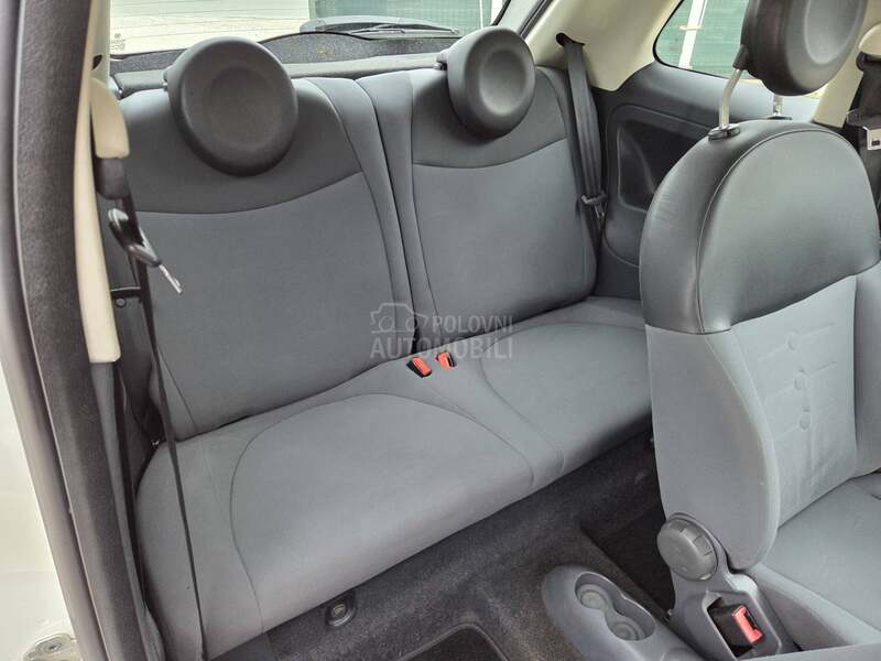 Fiat 500 BUKVALNO NOV
