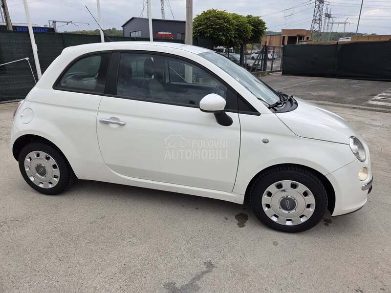 Fiat 500 BUKVALNO NOV