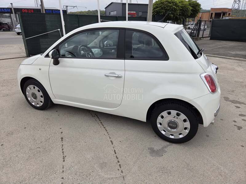 Fiat 500 BUKVALNO NOV