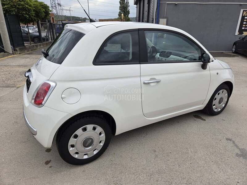 Fiat 500 BUKVALNO NOV