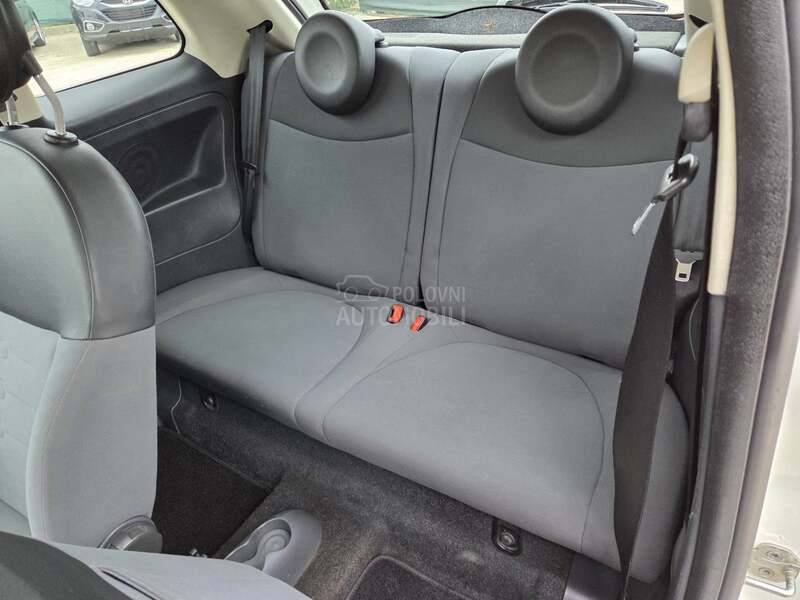 Fiat 500 BUKVALNO NOV