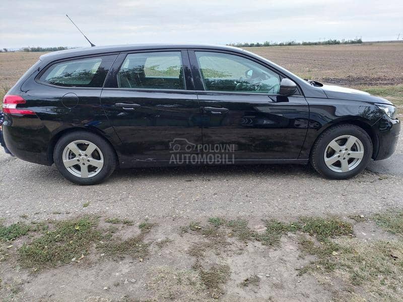 Peugeot 308 1.6E/HDI PERFECT