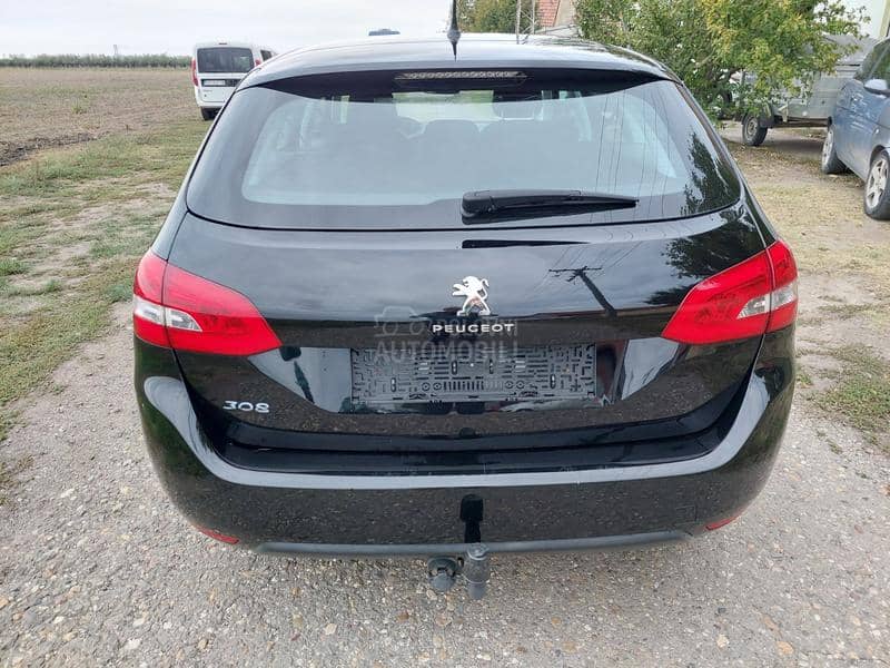 Peugeot 308 1.6E/HDI PERFECT