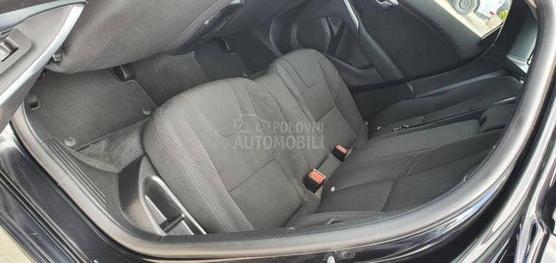 Volvo V40 1.6 hdi fab stanje