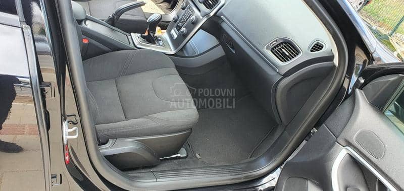 Volvo V40 1.6 hdi fab stanje