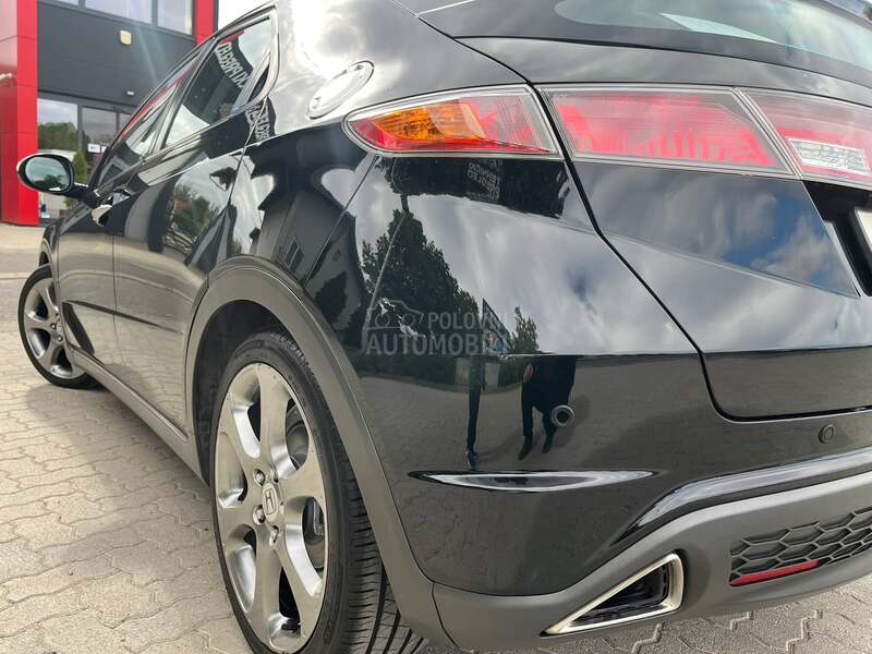 Honda Civic 1.8 Executive CH