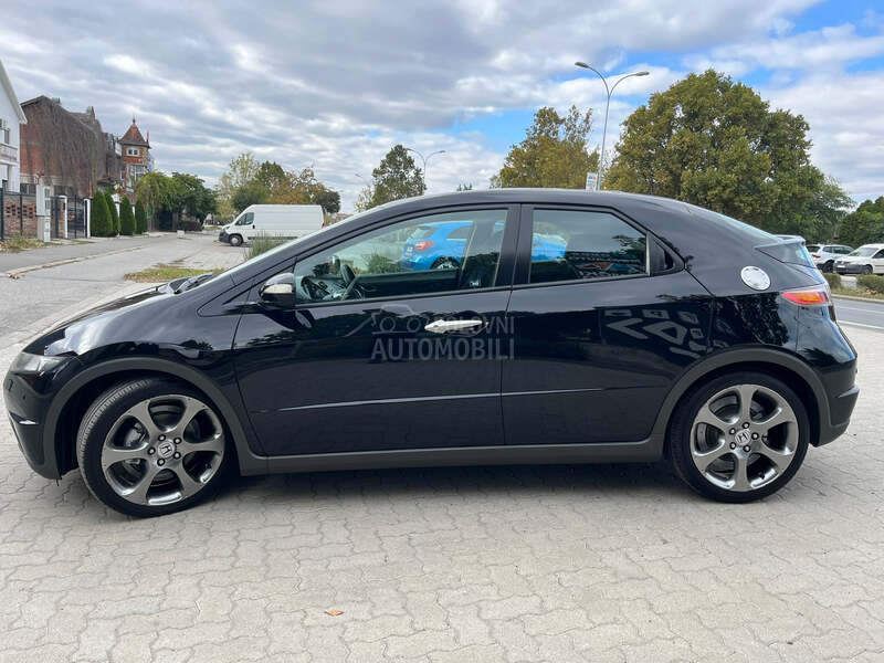 Honda Civic 1.8 Executive CH
