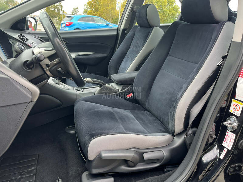 Honda Civic 1.8 Executive CH