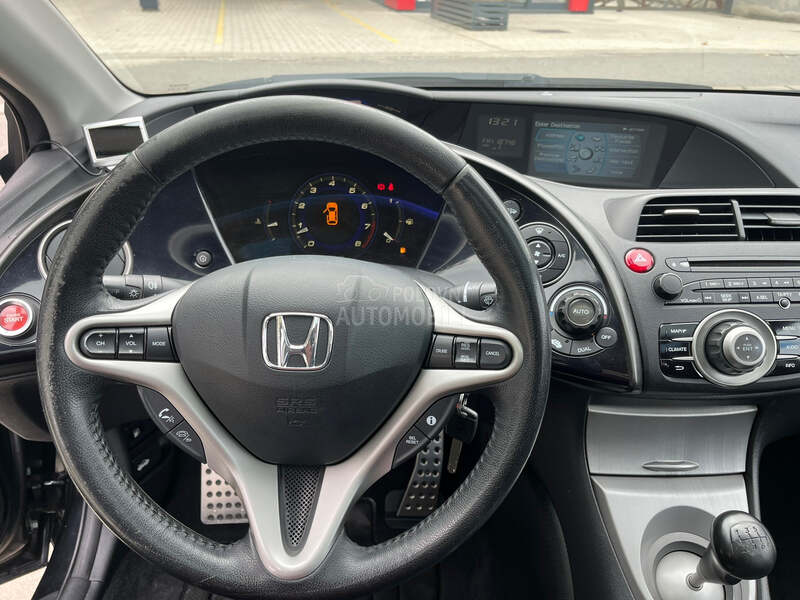 Honda Civic 1.8 Executive CH