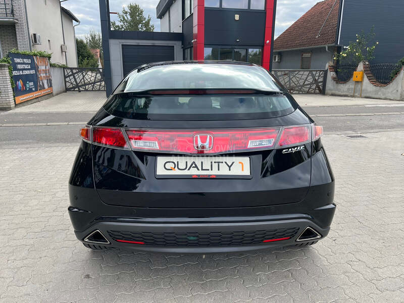 Honda Civic 1.8 Executive CH