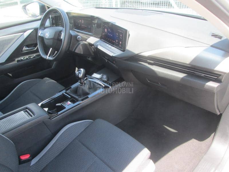 Opel Astra L 1.2 T Edition