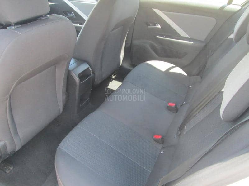 Opel Astra L 1.2 T Edition