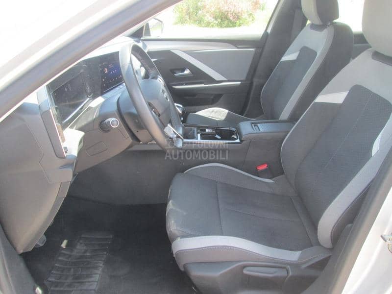 Opel Astra L 1.2 T Edition