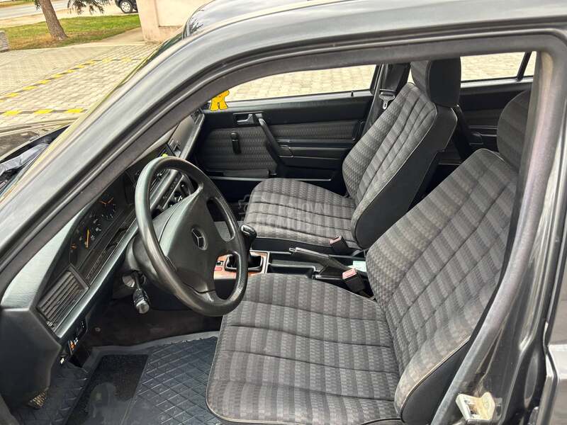 Mercedes Benz 190 2.0 d