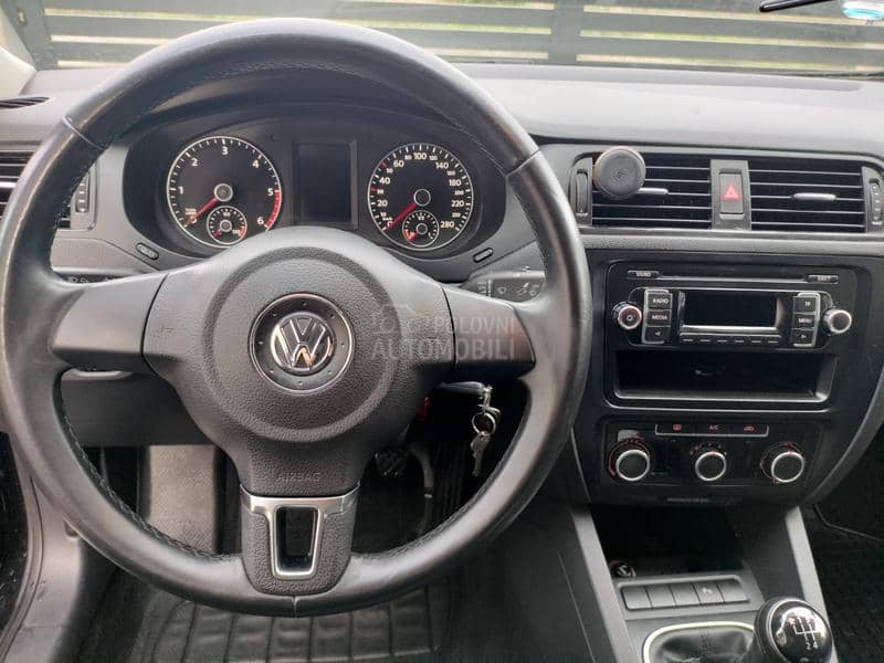 Volkswagen Jetta 1.6 TDI