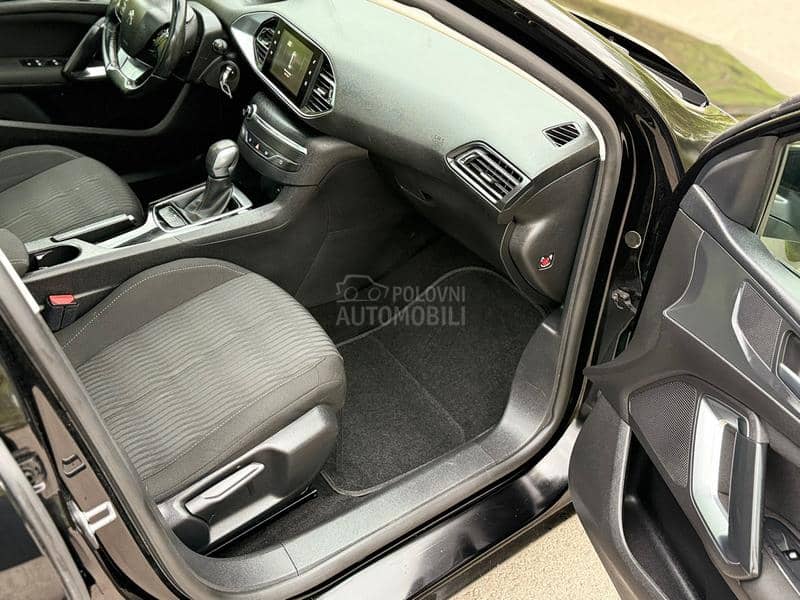 Peugeot 308 1,2 THP- C H