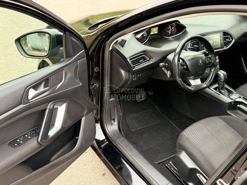 Peugeot 308 1,2 THP- C H