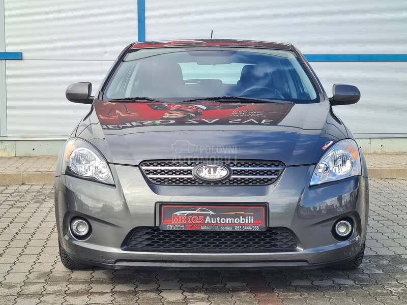 Kia cee`d 1.4 LX Champion