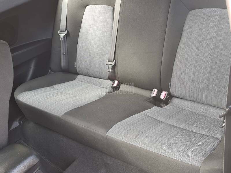 Kia cee`d 1.4 LX Champion