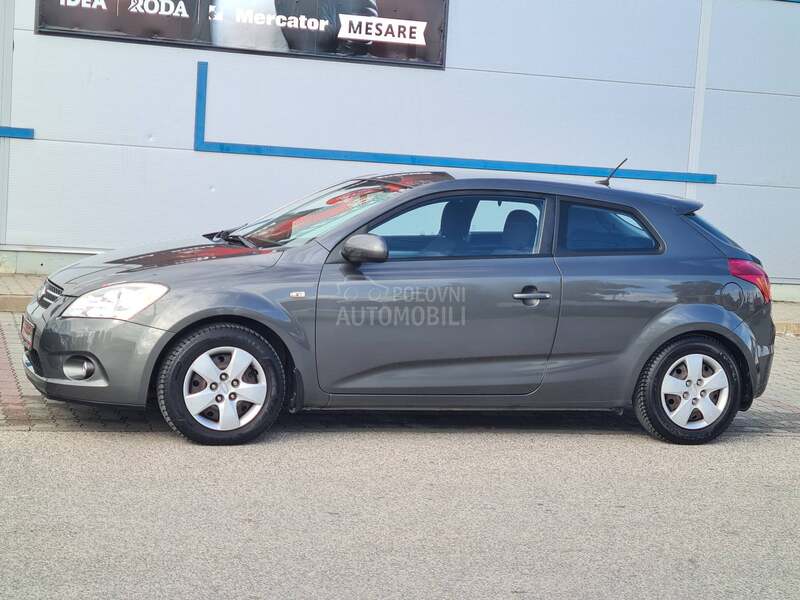 Kia cee`d 1.4 LX Champion