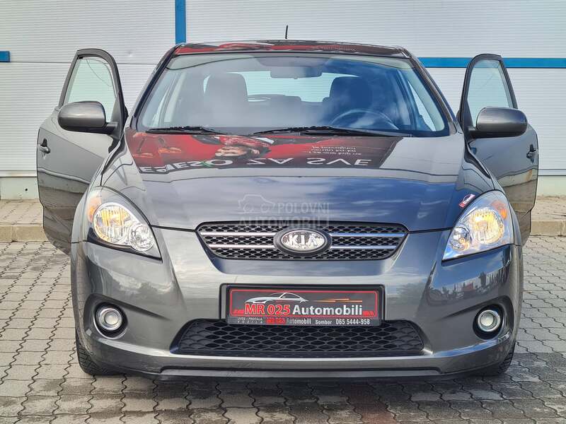 Kia cee`d 1.4 LX Champion
