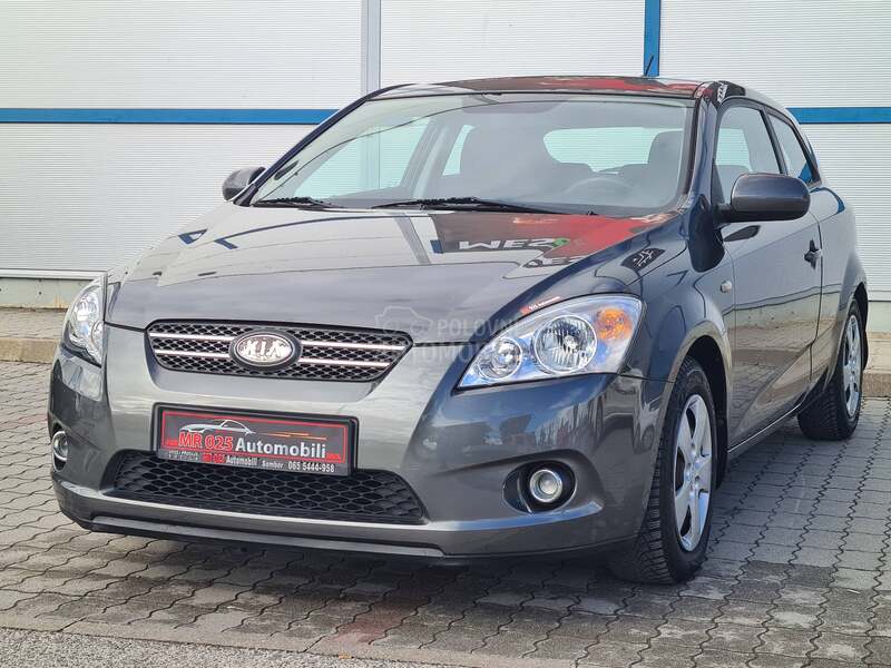Kia cee`d 1.4 LX Champion