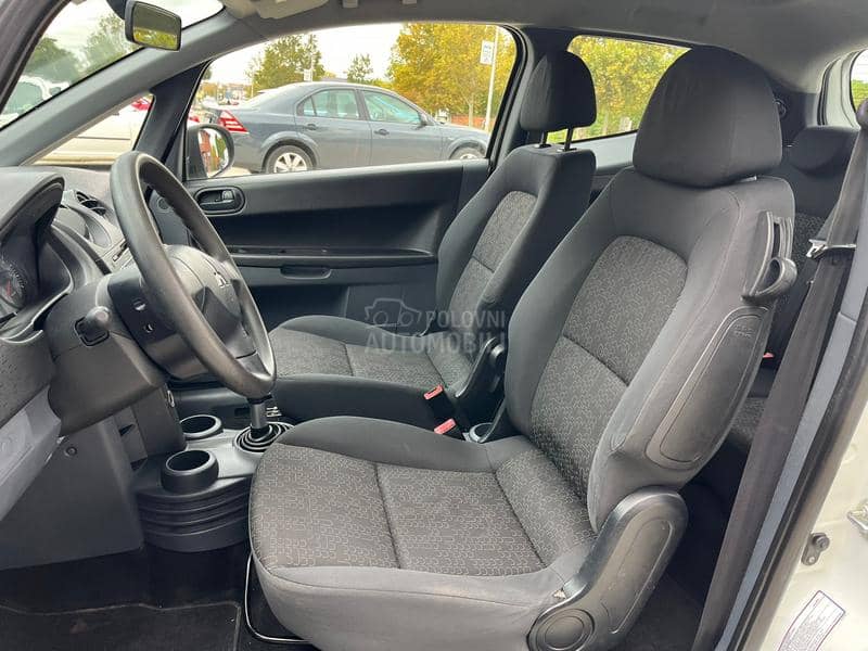 Mitsubishi Colt 1.1 Švajcarac