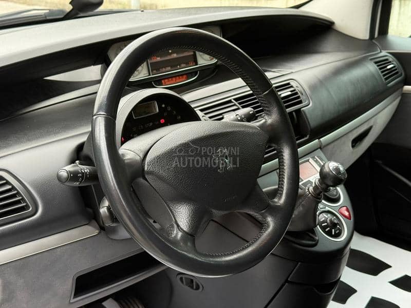 Peugeot 807 2.0 HDI