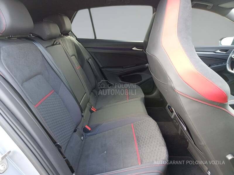 Volkswagen Golf 8 GTI 2.0 TSI DSG