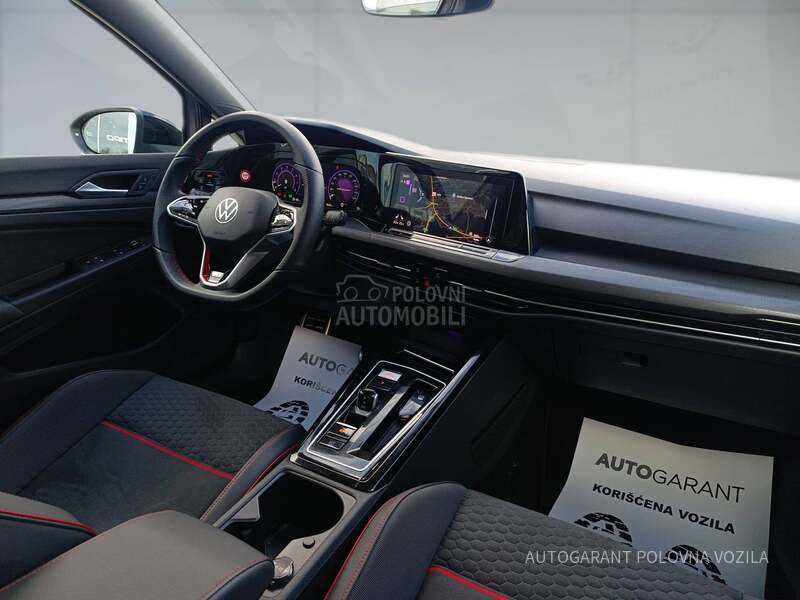 Volkswagen Golf 8 GTI 2.0 TSI DSG