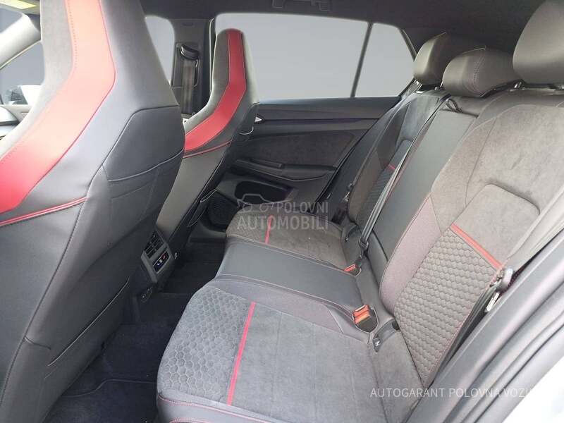 Volkswagen Golf 8 GTI 2.0 TSI DSG
