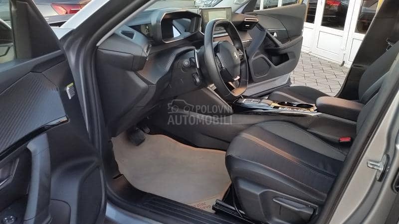Peugeot 2008 ALLURE/RESTY/AUT/N0V