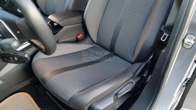 Peugeot 2008 ALLURE/RESTY/AUT/N0V