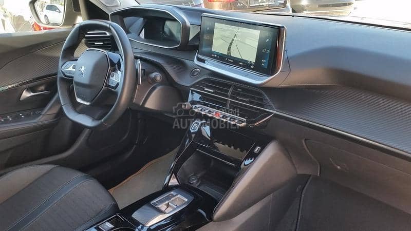 Peugeot 2008 ALLURE/RESTY/AUT/N0V