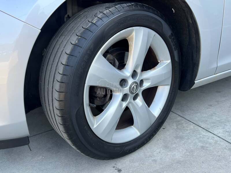 Opel Astra J 1.6b ENJOY