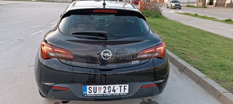 Opel Astra J Gtc