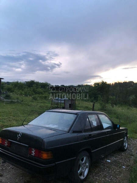 Mercedes Benz 190 