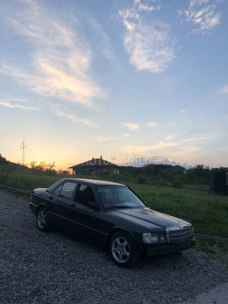 Mercedes Benz 190 