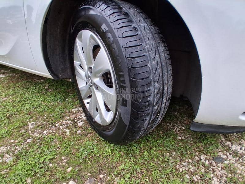 Opel Corsa E 1.3 MJTD