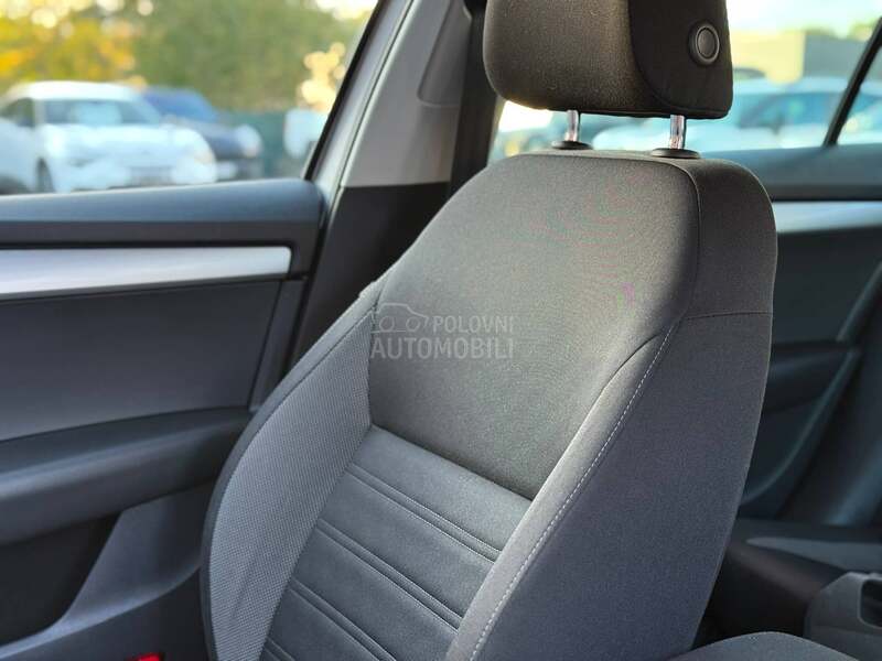 Škoda Octavia DSG/Nav/Tempomat