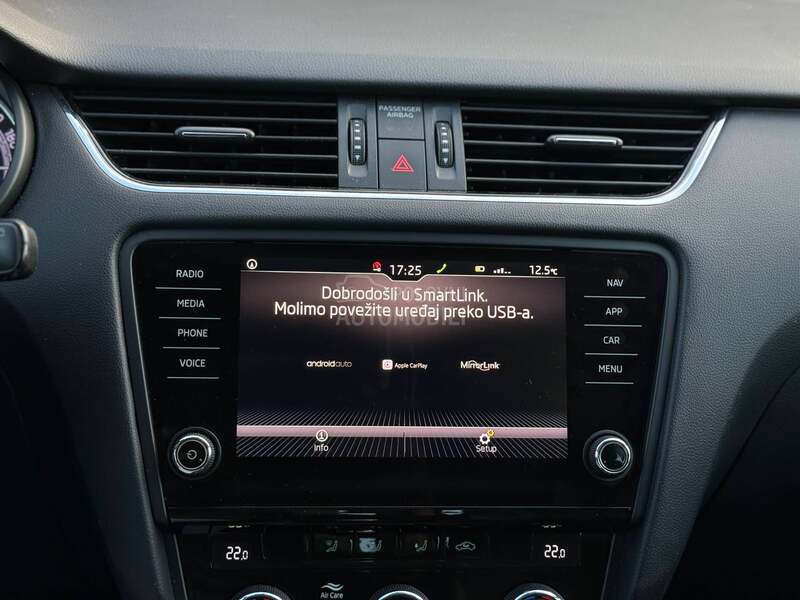 Škoda Octavia DSG/Nav/Tempomat