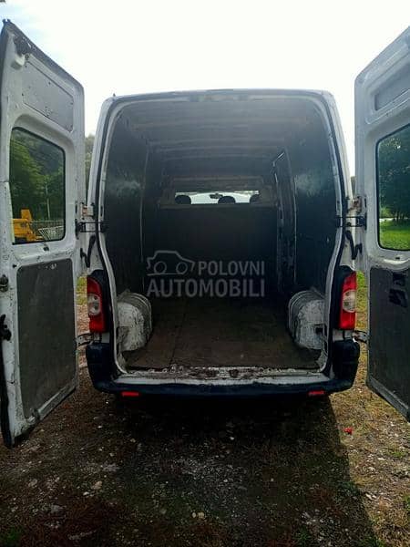 Renault Master 2.5 dci 150ks