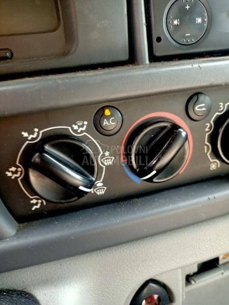 Renault Master 2.5 dci 150ks