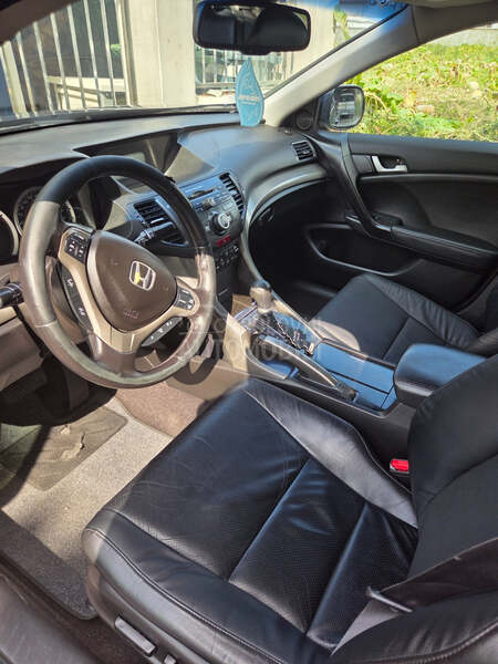 Honda Accord 2.2