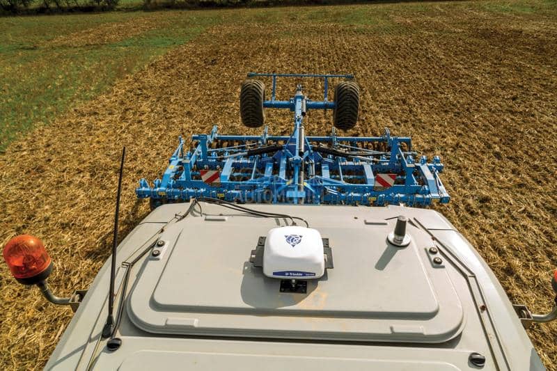 Autopilot za traktore PTx Trimble