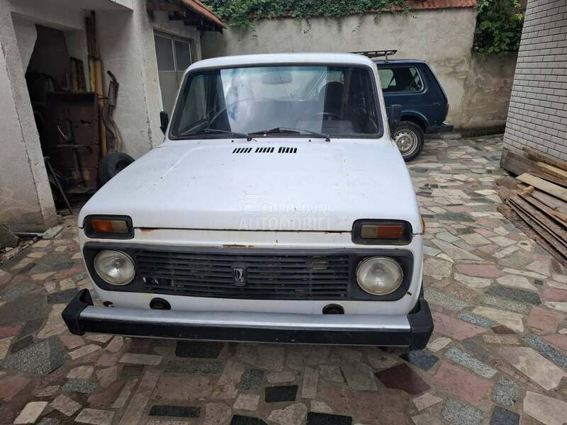 Lada Niva 